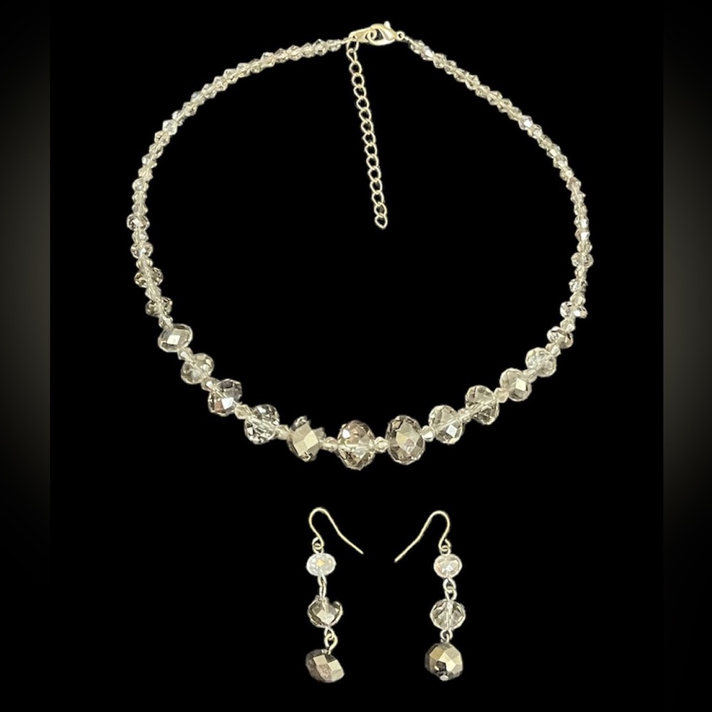 Beautiful Clear Crystal style Necklace & pierced Earrings costume jewelry SET